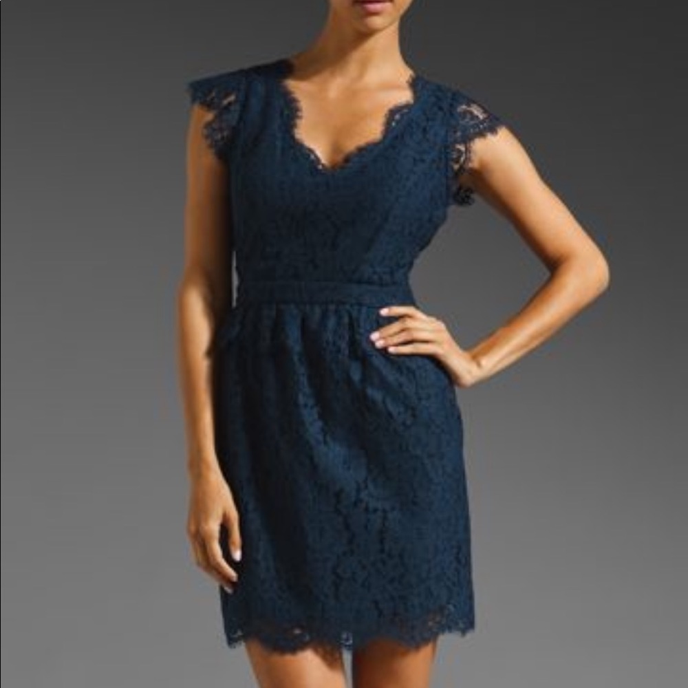 🖤Joie🖤 PRISTINE Gorgeous lacy black Lebanon cocktail dress. Size M. Worn ONCE!
